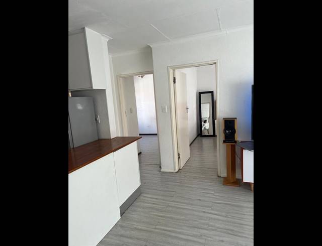 2 BEDROOM TOWNHOUSE FOR SALE IN MEREDALE